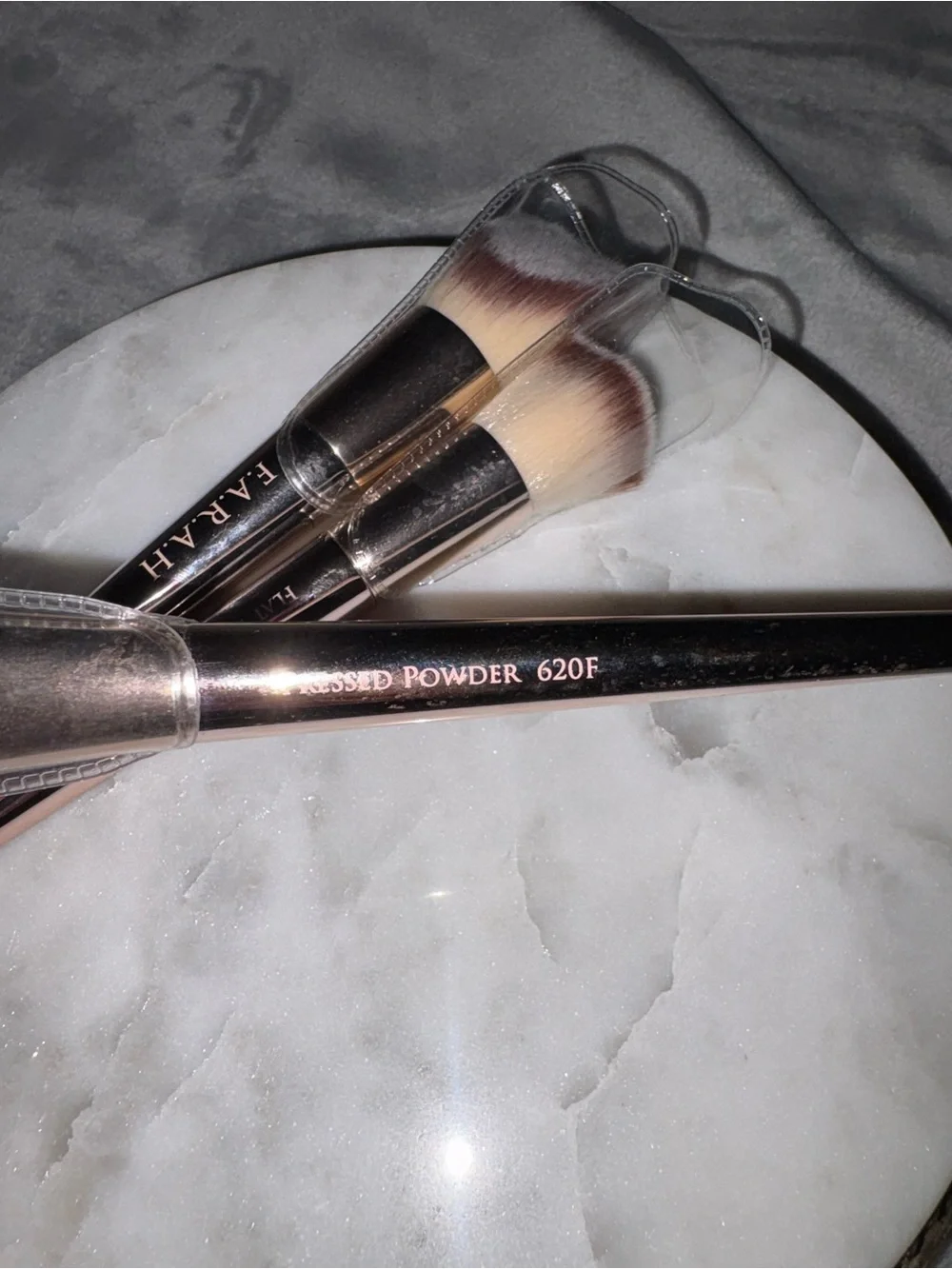 Farah Metallic Pink Handle Makeup 4Brush Set with Pink-Tipped Bristles New